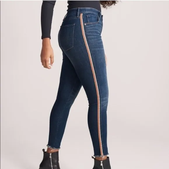A&amp;F Simone High Rise Ankle Jeans With Multicolor Stripe-distressed Hem Sz 28