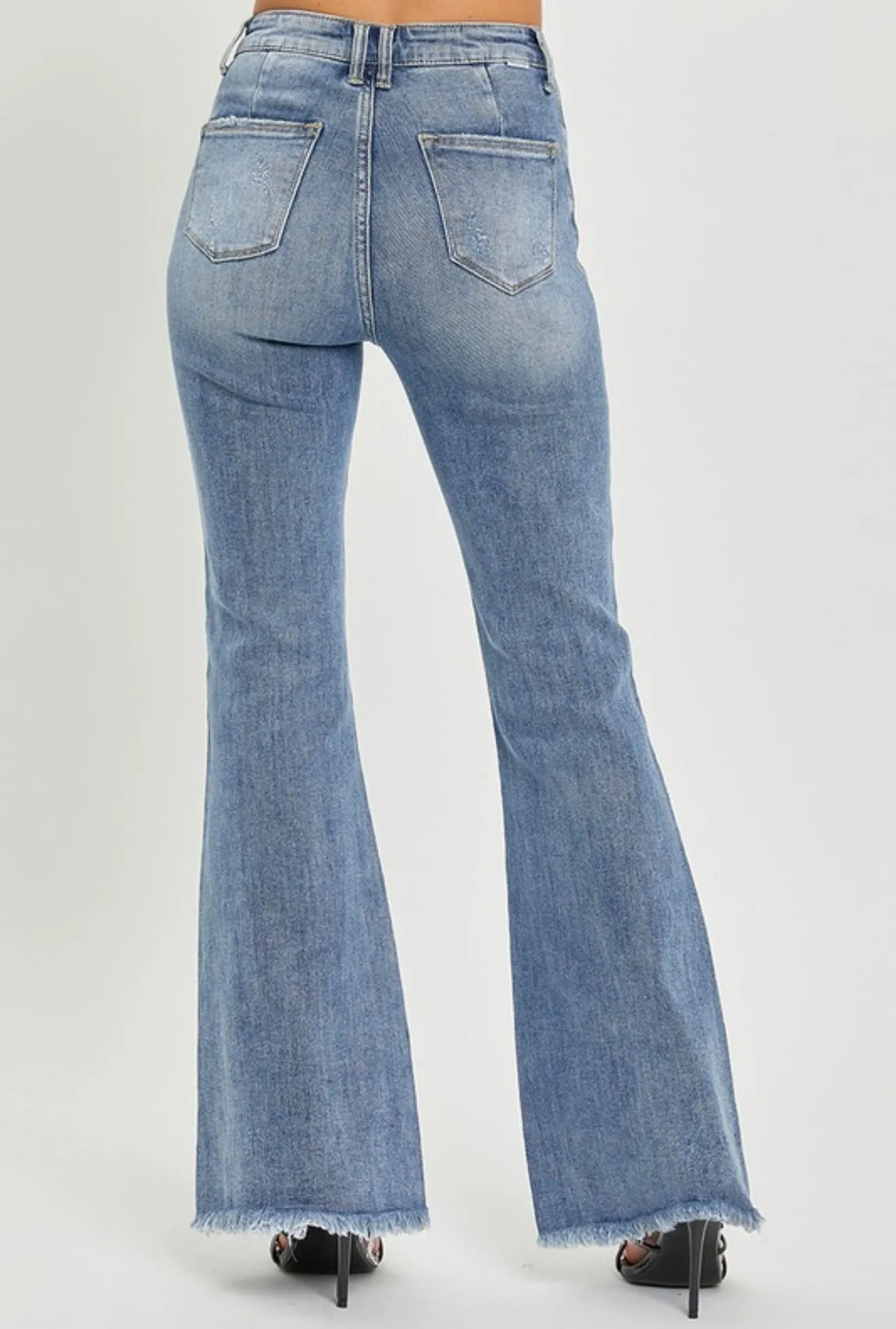 Ariana Frayed Hem Jeans