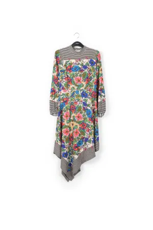 Asymmetric dress
