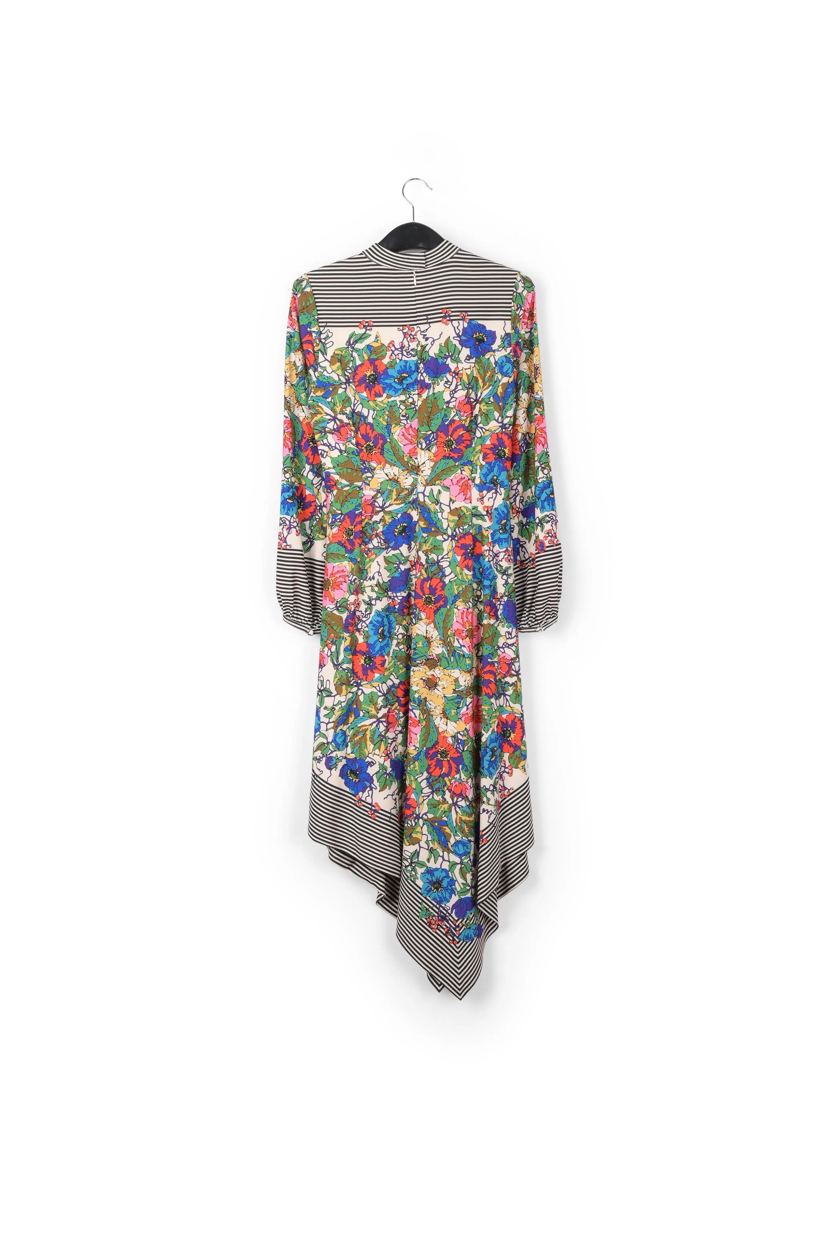 Asymmetric dress