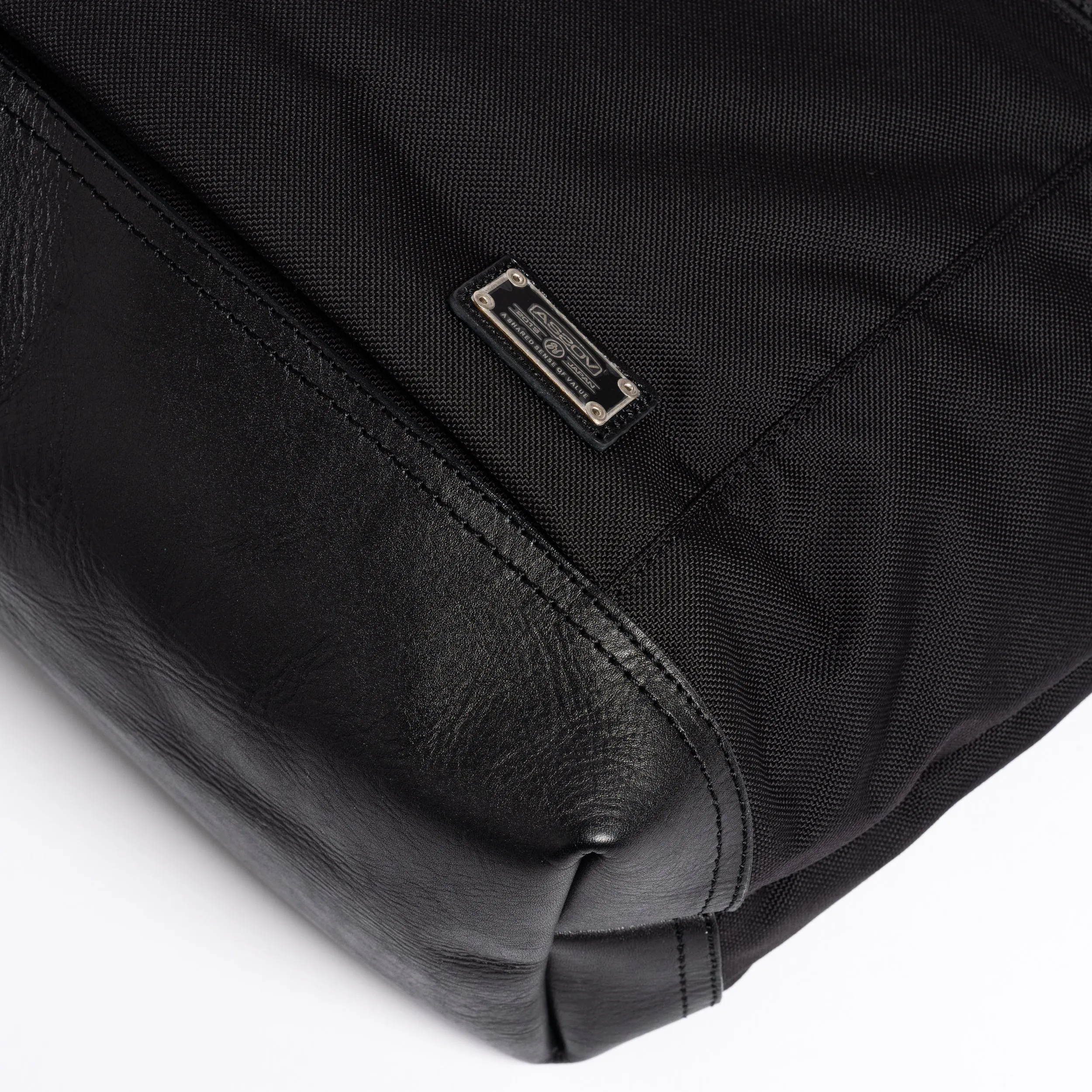Ballistic Nylon Tote (L) Black 061321-10
