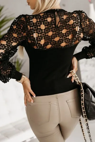 Betty Hollowed Floral Lace Spliced Long Sleeve Blouse