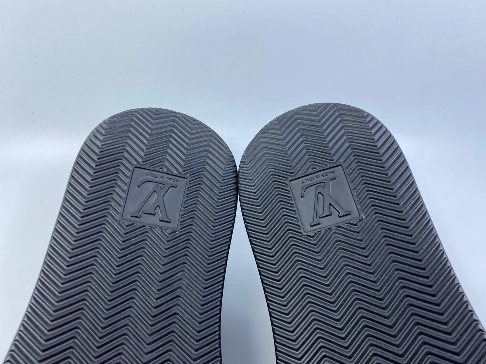 Beverly Hills Sneaker
