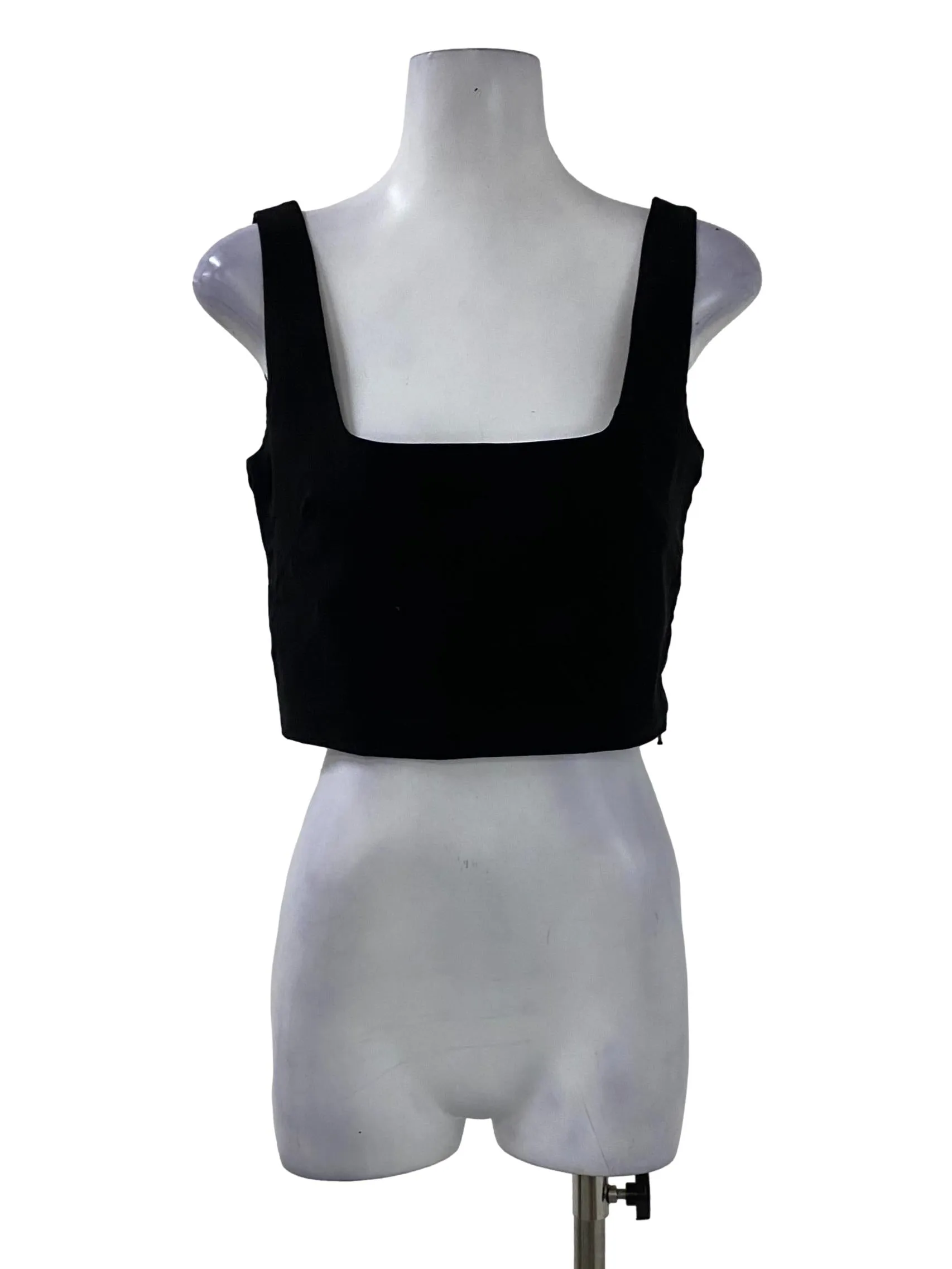 Black Square Neck Cropped Top