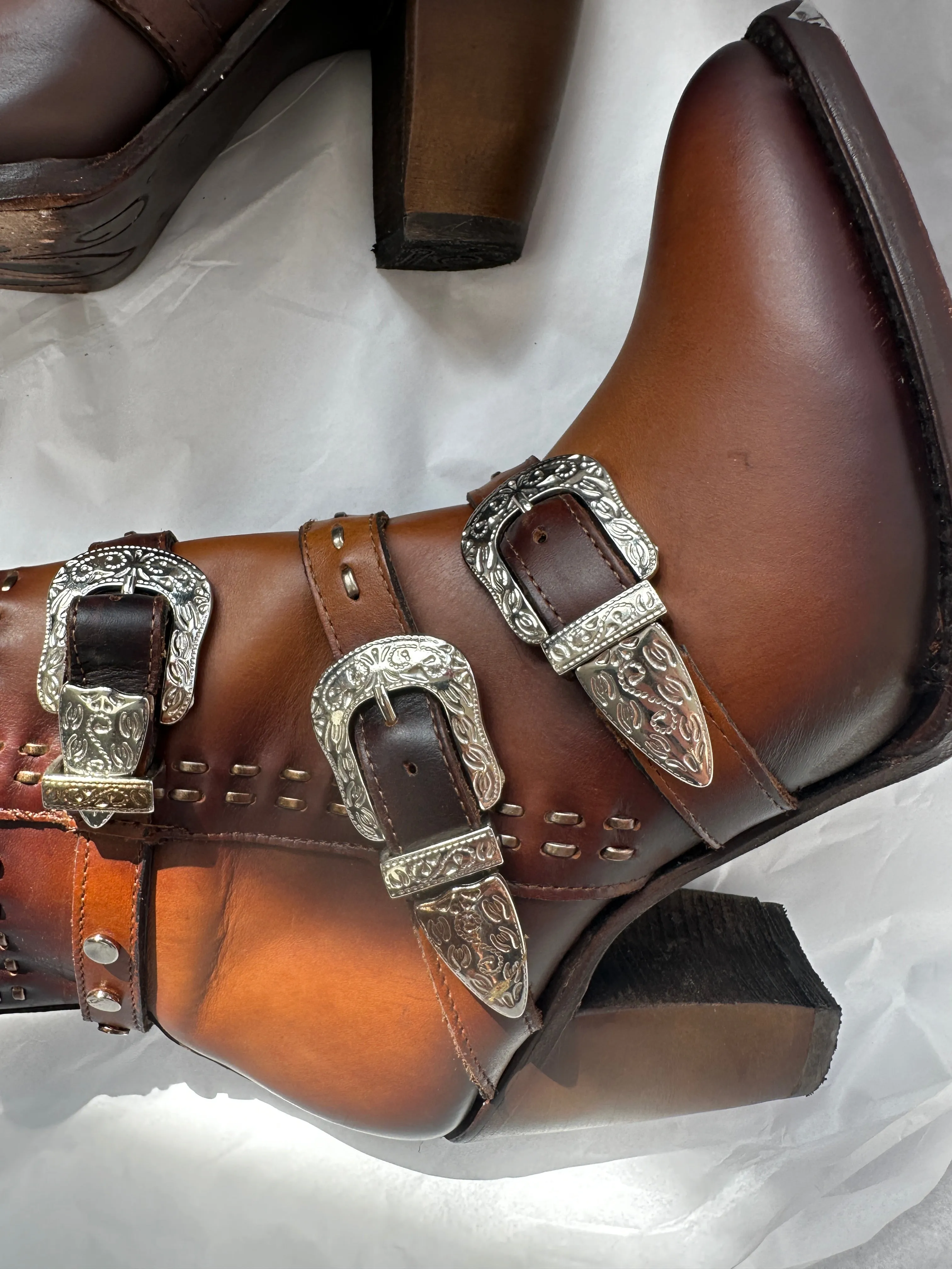 Botin de Dama Cuadra 3F62RS