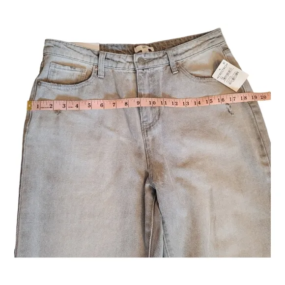 BP Nordstrom Distressed High Waist Mom Jeans Light Grey Wash Size 31 | BP Jeans
