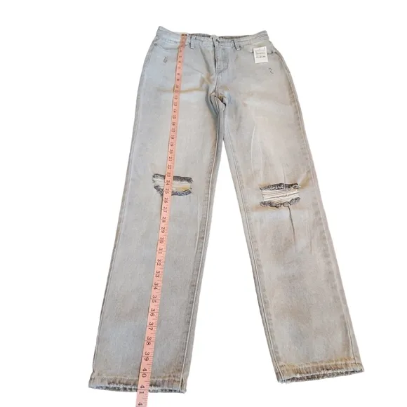 BP Nordstrom Distressed High Waist Mom Jeans Light Grey Wash Size 31 | BP Jeans