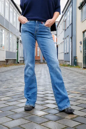 Cambio Paris flared blå jeans med liten flare