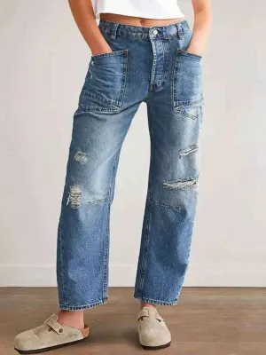Distressed Jeans with Pockets for a Stylish Look