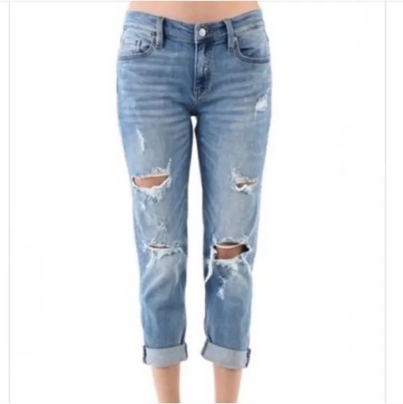Eunina Franke Low Rise Girlfriend Stressed Jeans. Size 9.