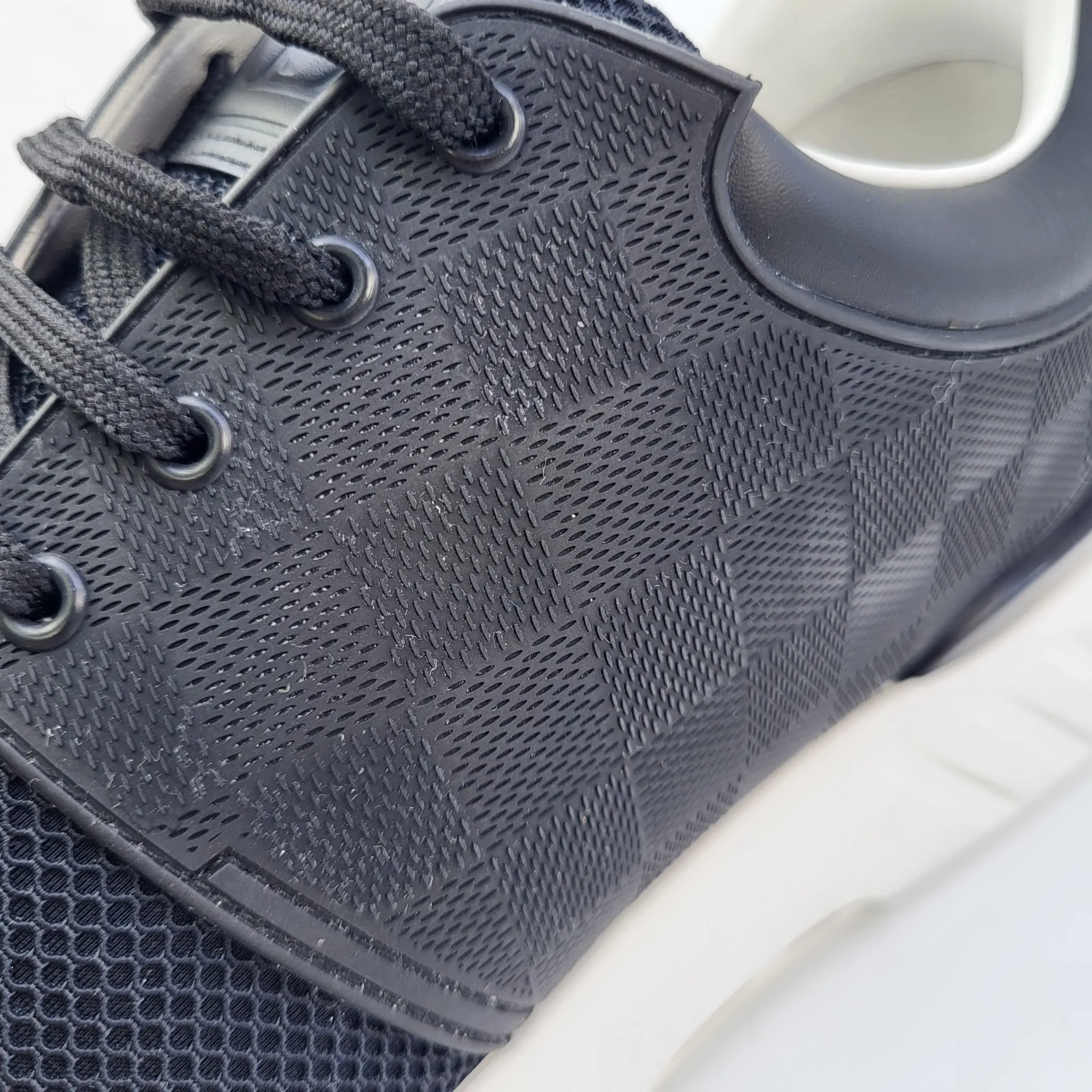 Fastlane Sneaker
