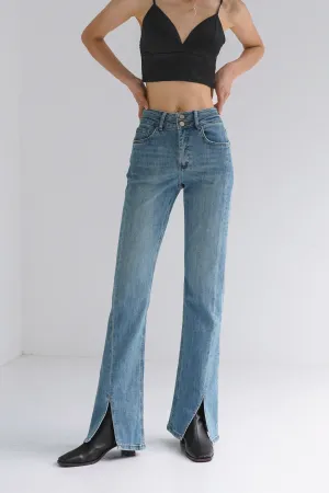 Figure Flared Jeans