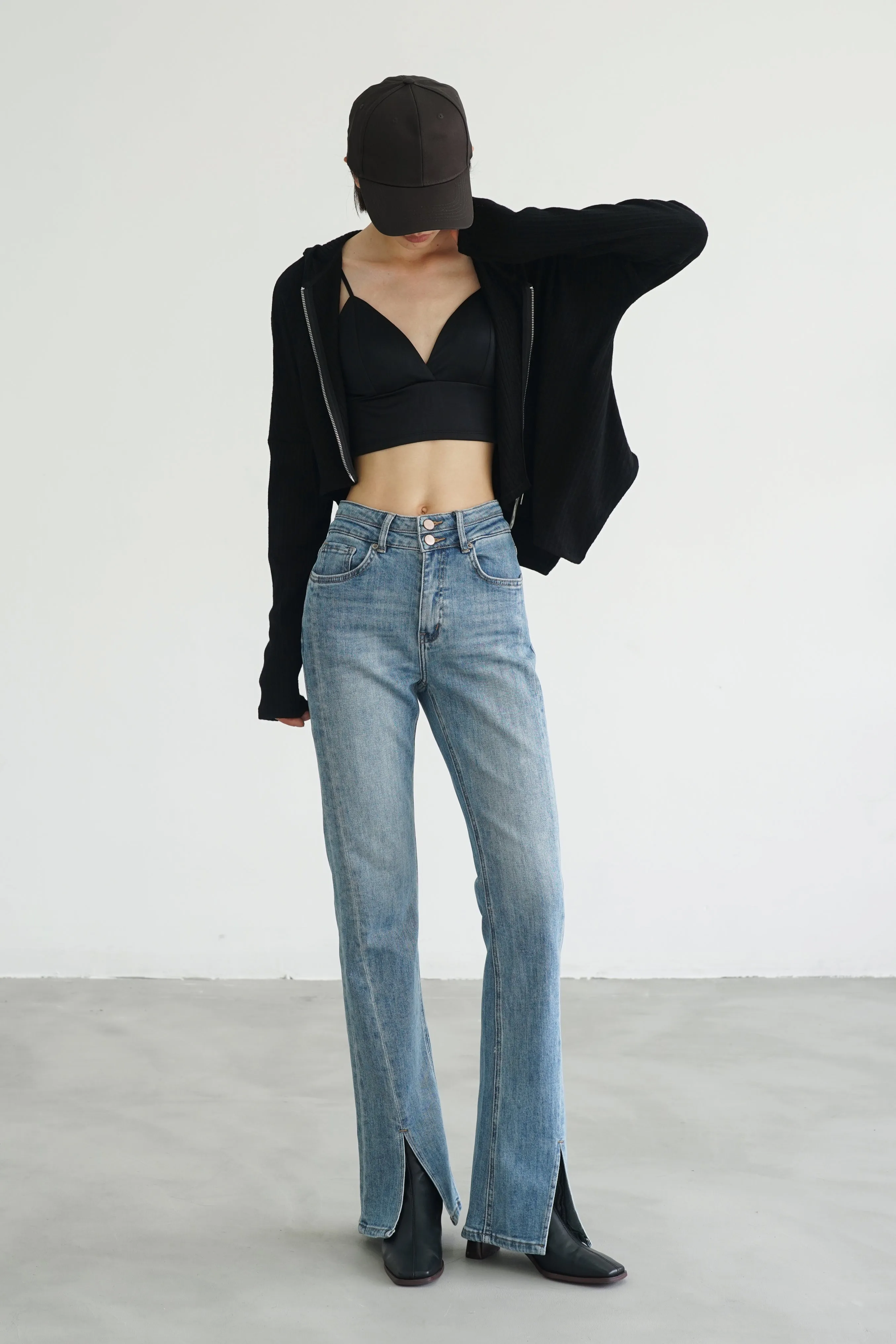 Figure Flared Jeans