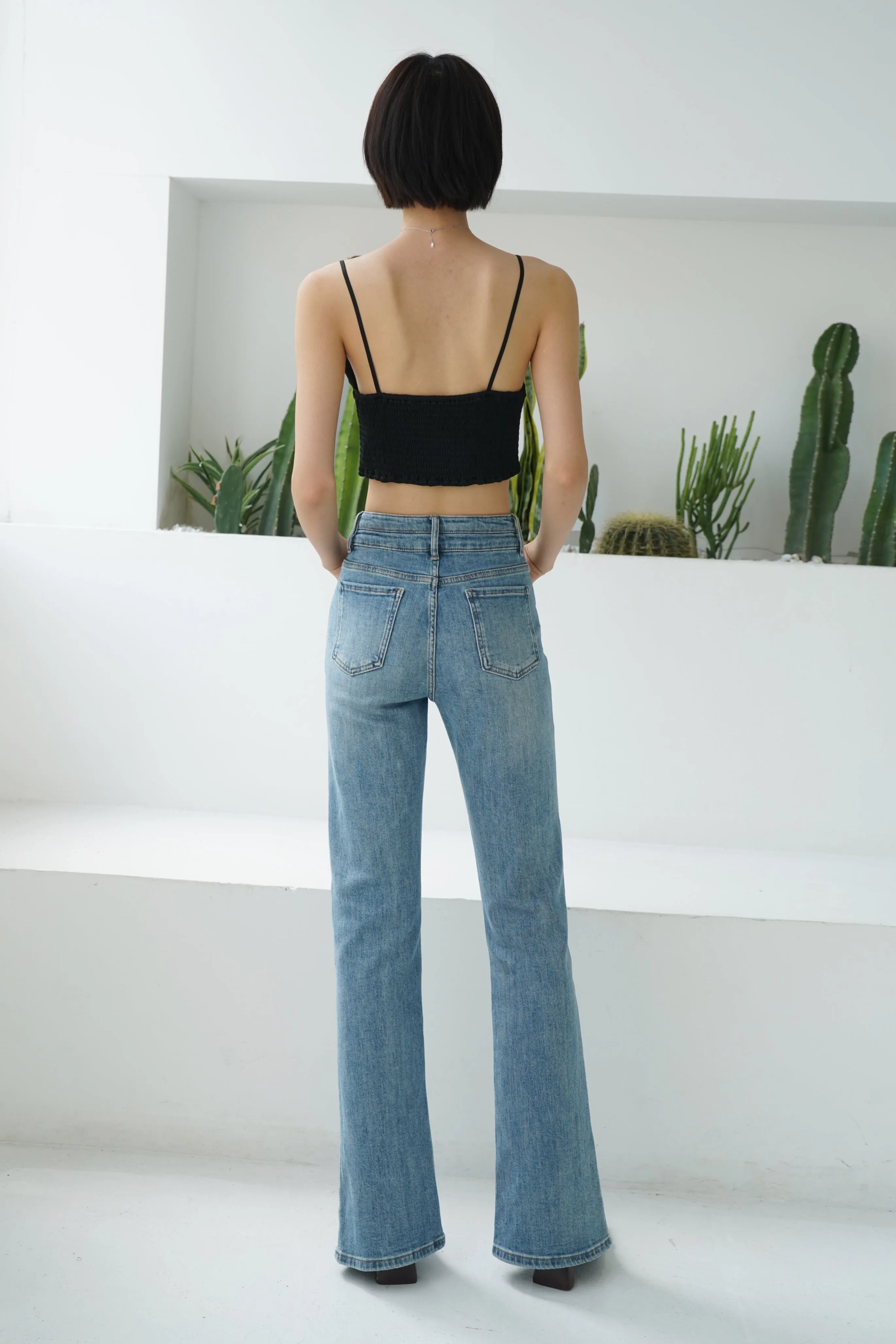 Figure Flared Jeans