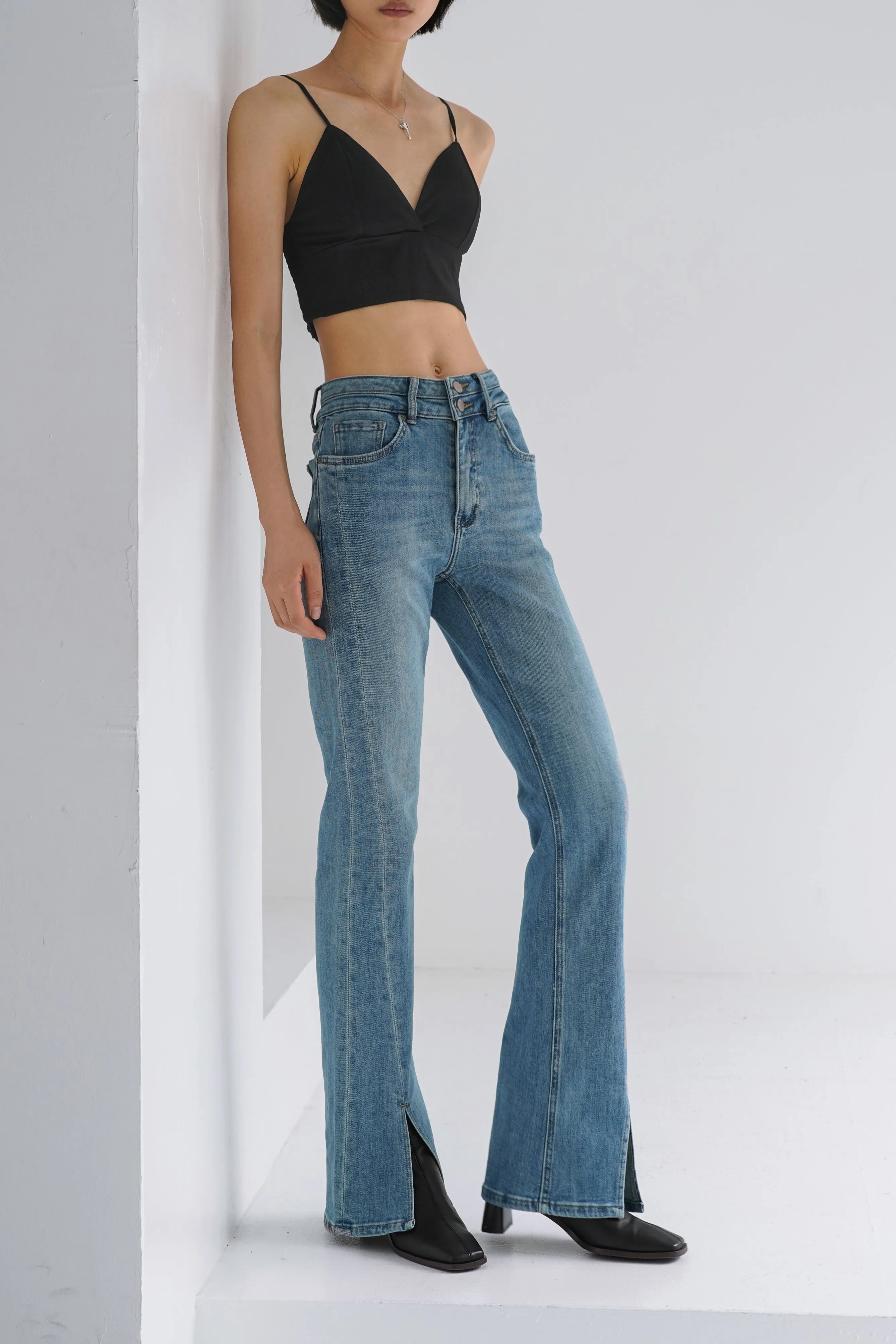 Figure Flared Jeans