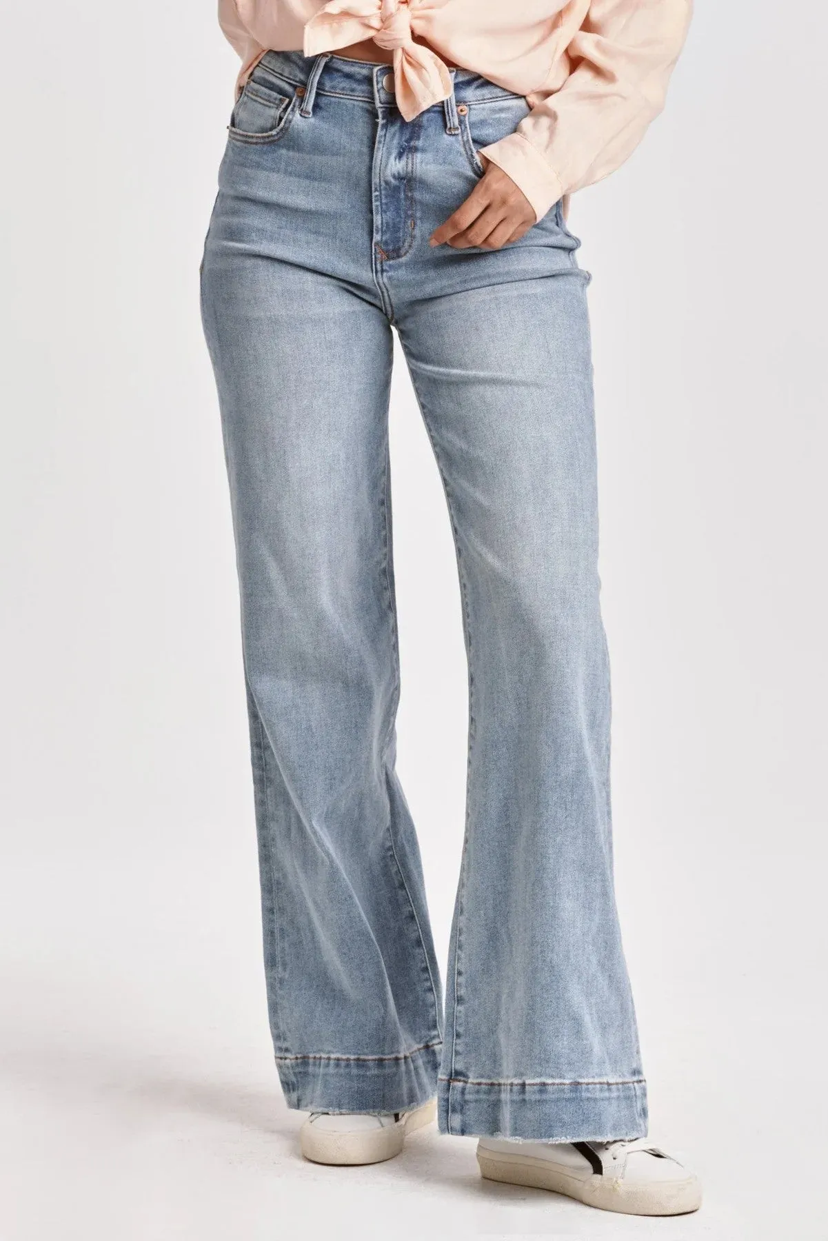 Fiona Mid Rise Wide Leg Jeans Montilla