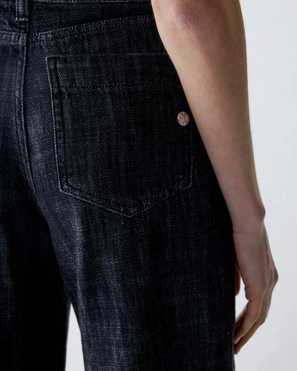 FIVE POCKET BLACK JAPANESE DENIM WIDE LEG JEAN