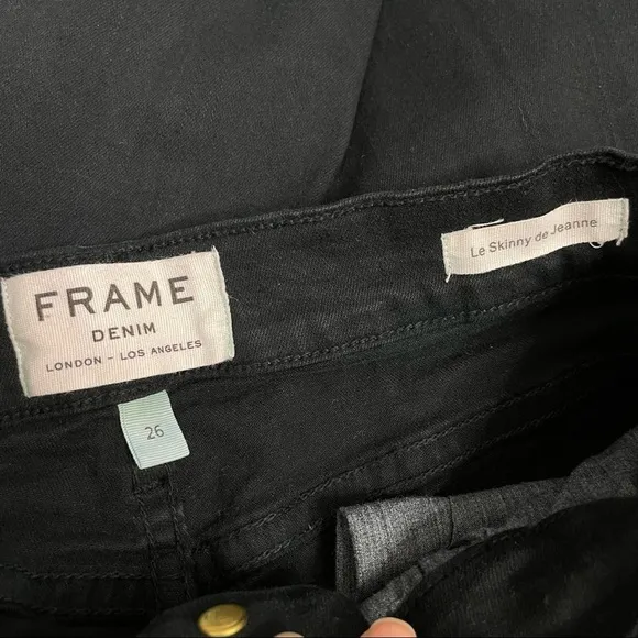 FRAME Dark Green Le Skinny de Jeanne Distressed Jeans