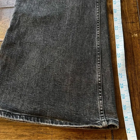 Free People We The Free CRVY Robin Ultra High Waist Flare Jeans in black size 33