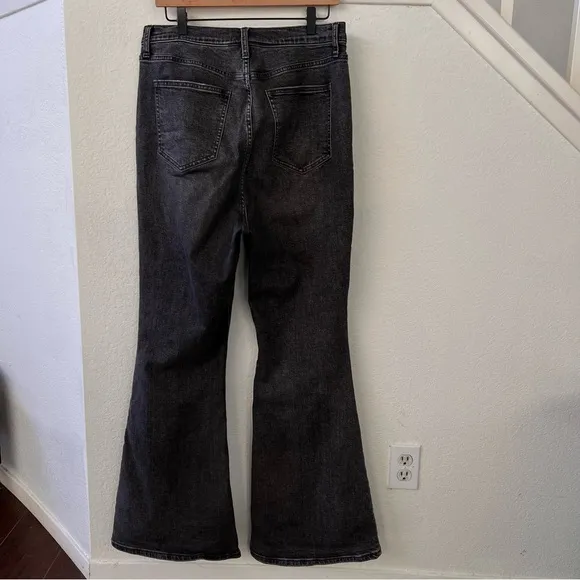 Free People We The Free CRVY Robin Ultra High Waist Flare Jeans in black size 33