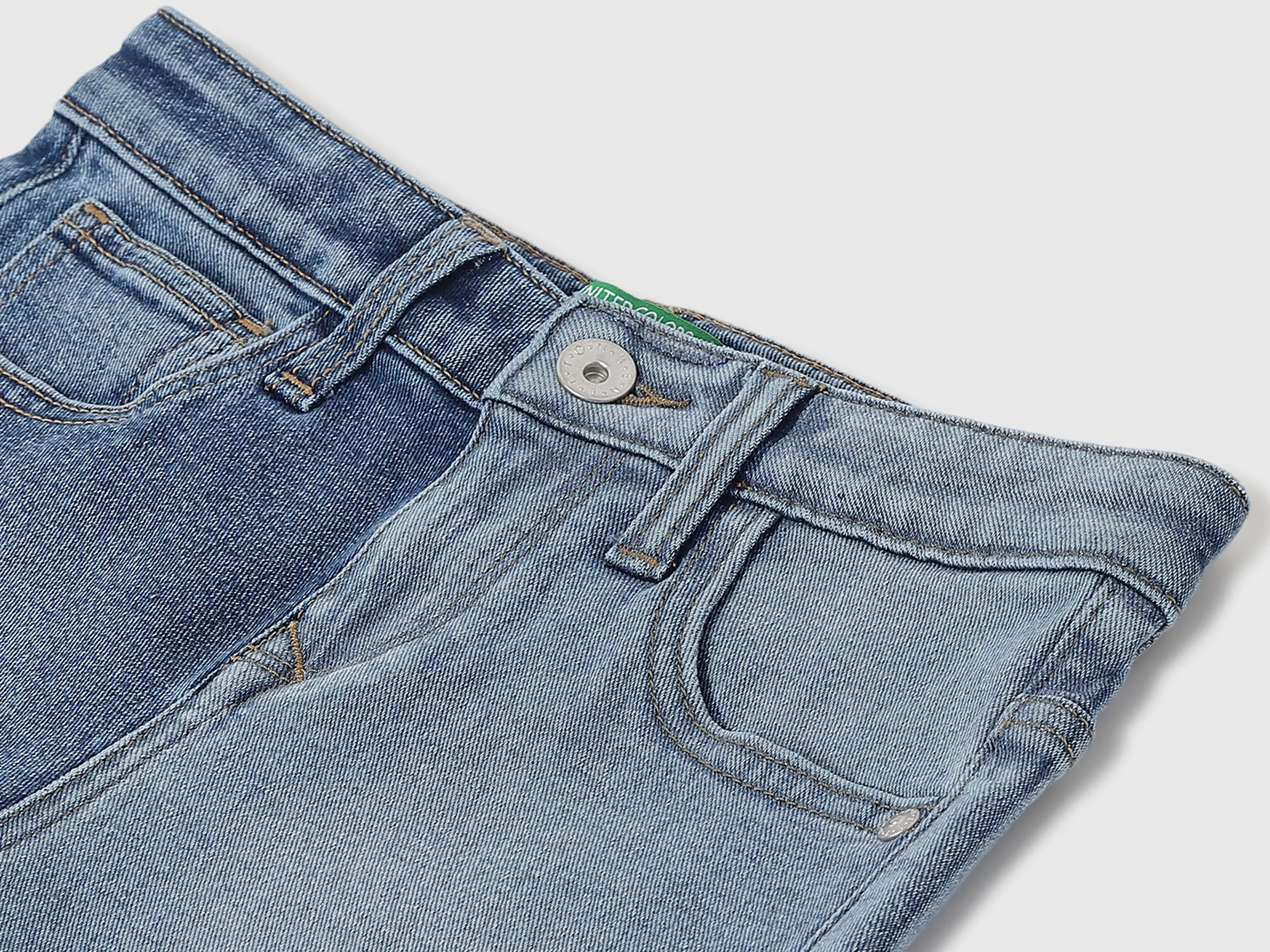 Girls Solid Flared Fit Jeans