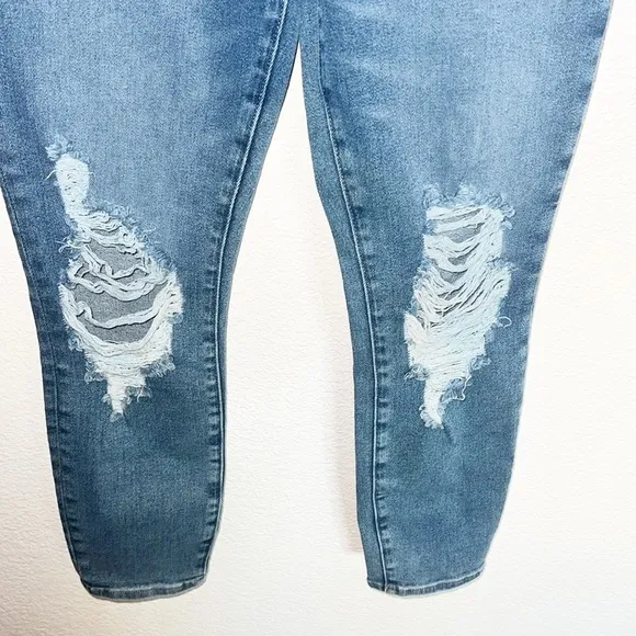 Good American Good Waist Stretchy Distressed Medium To Dark Wash Crop New Jeans