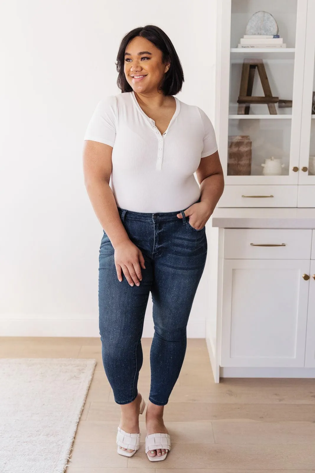 Hazel Blues® | Mid-Rise Relaxed Fit Mineral Wash Jeans