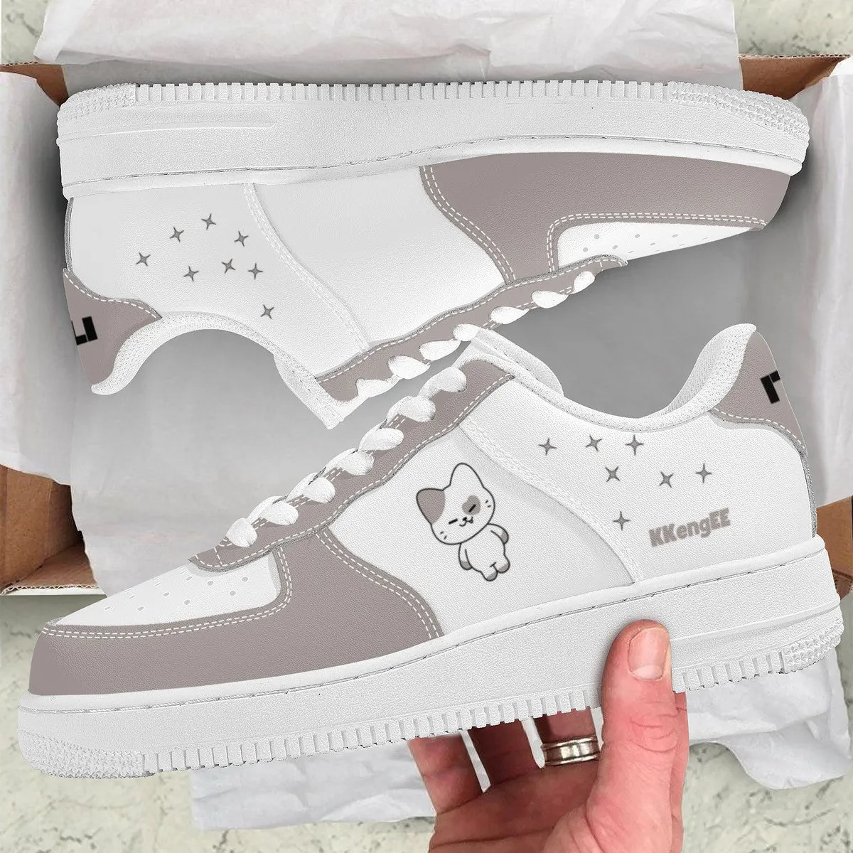 Itzy Yeji Sneakers - Twinzy KKengEE  Low Top Unisex Sneaker