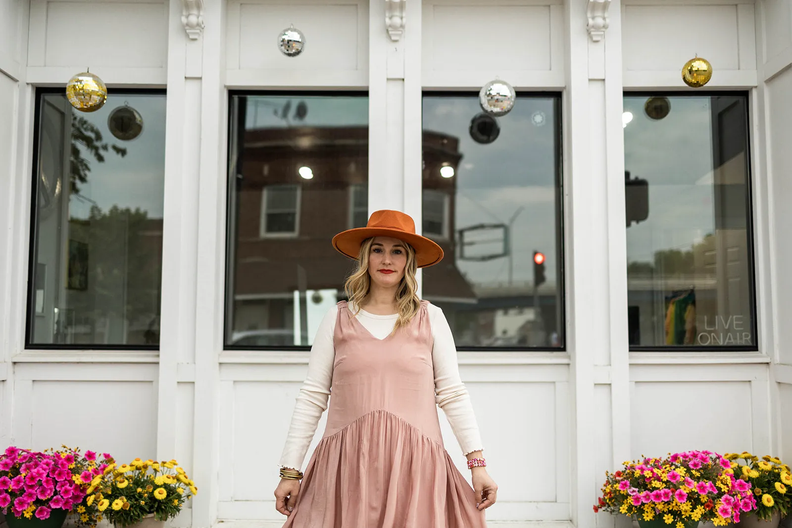 jill top in stone