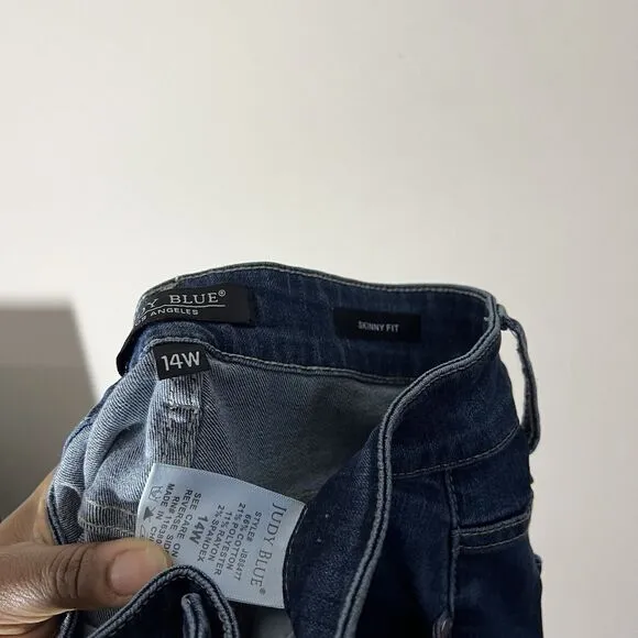 Judy Blue Jeans Womens Size 14W Blue Skinny Fit Stretch Hi Rise Distressed New