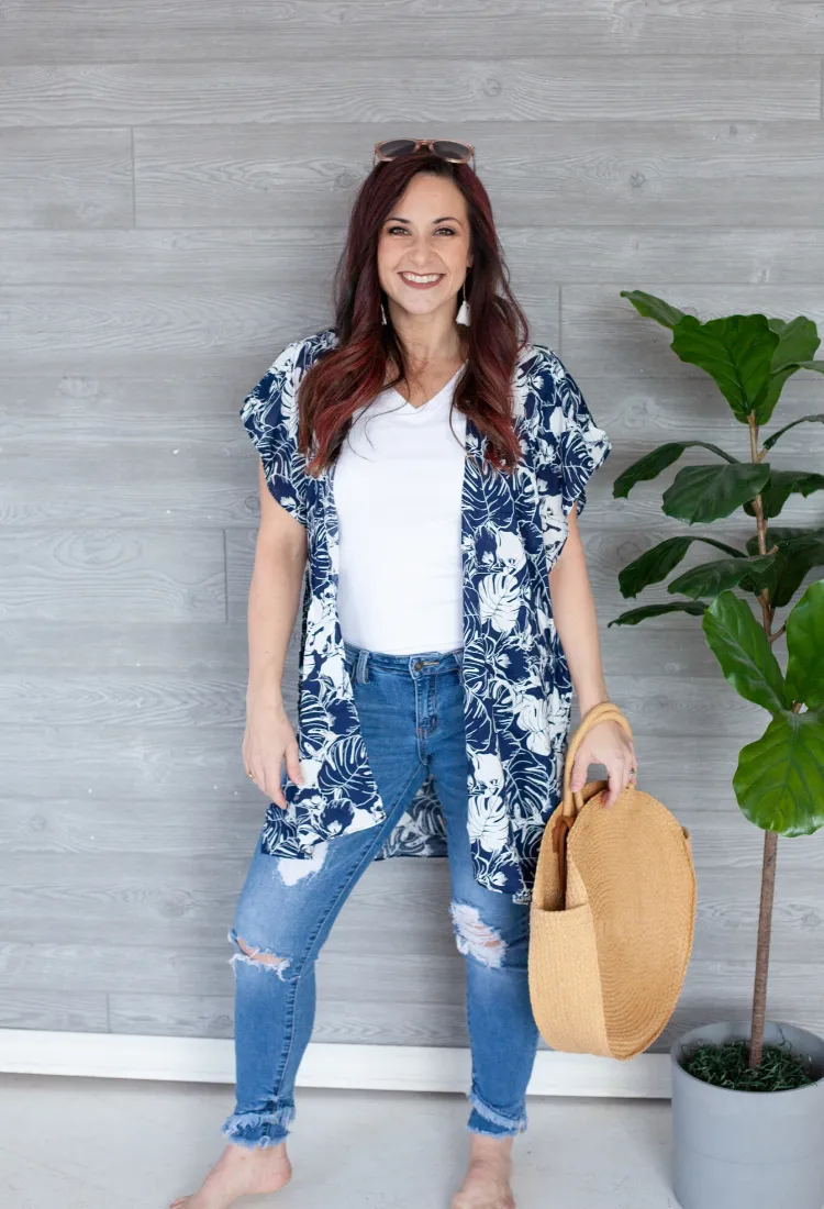 Kan Can Distressed Fringe Jeans