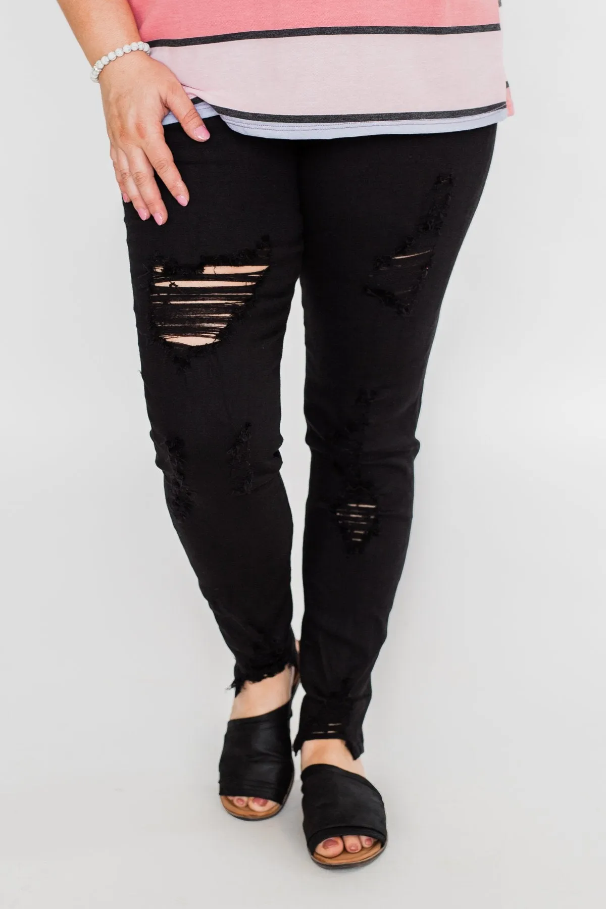 KanCan Distressed Skinny Jeans- Elsie Wash