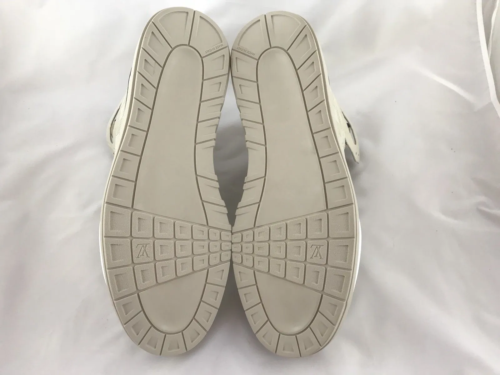 Kick-Off Sneaker Boot