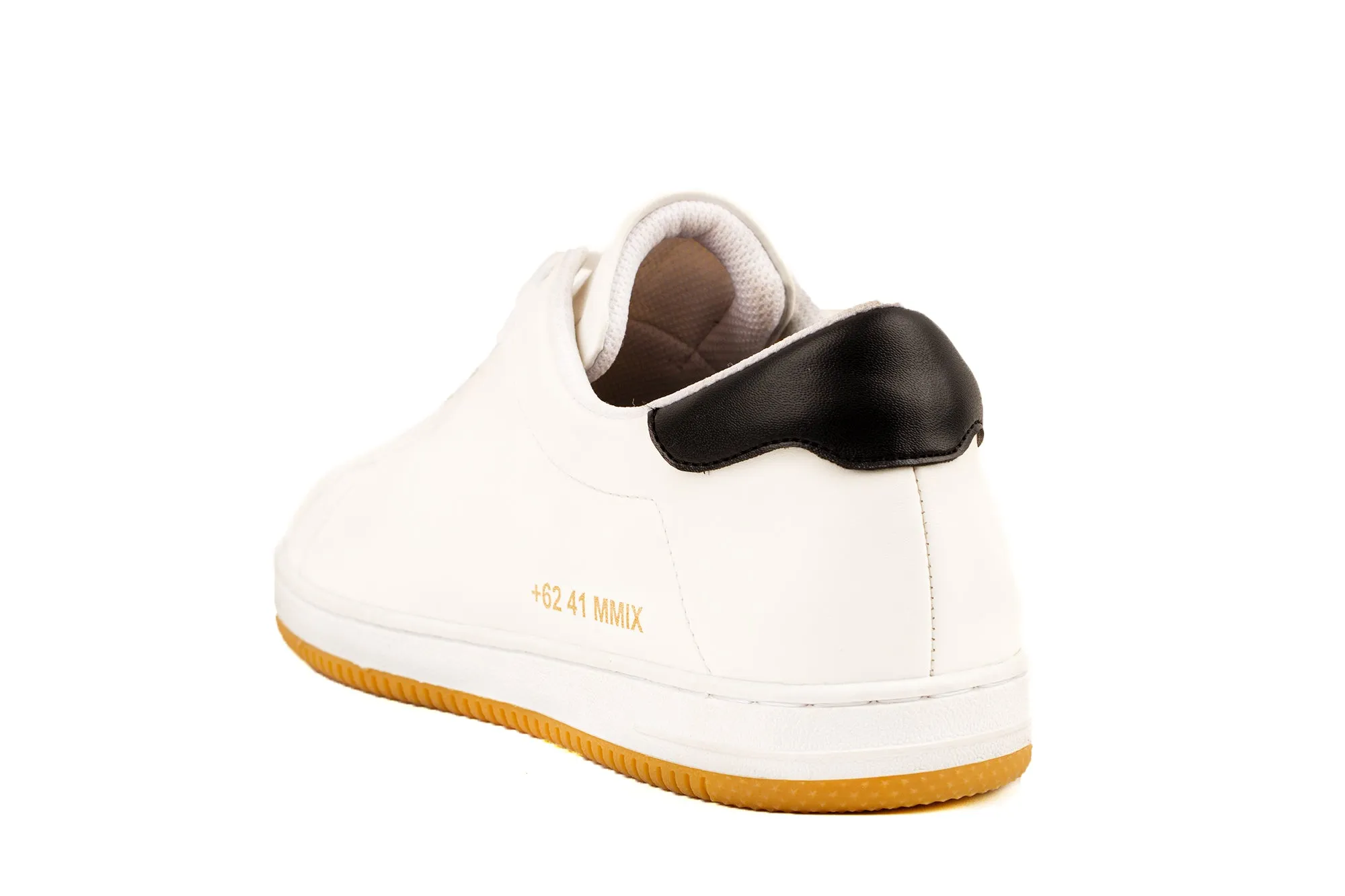 LAC-31 | WHITE / BLACK | MEN