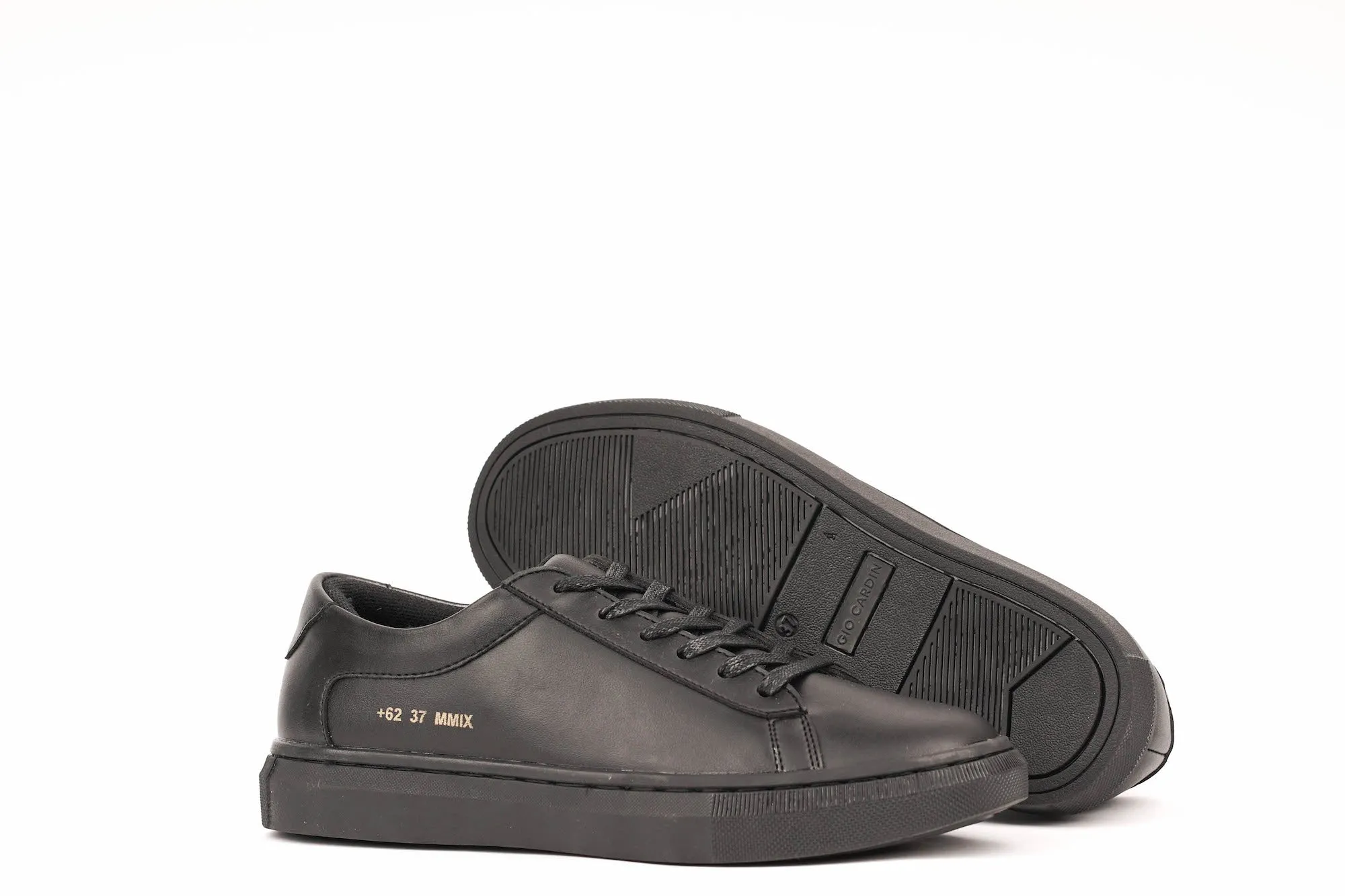 LAH-01 | TRIPLE BLACK | WOMEN