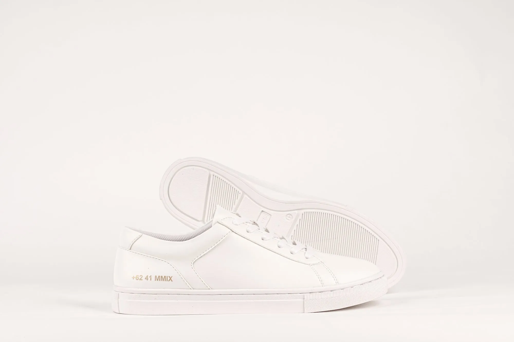 LAH-11 | TRIPLE WHITE | MEN