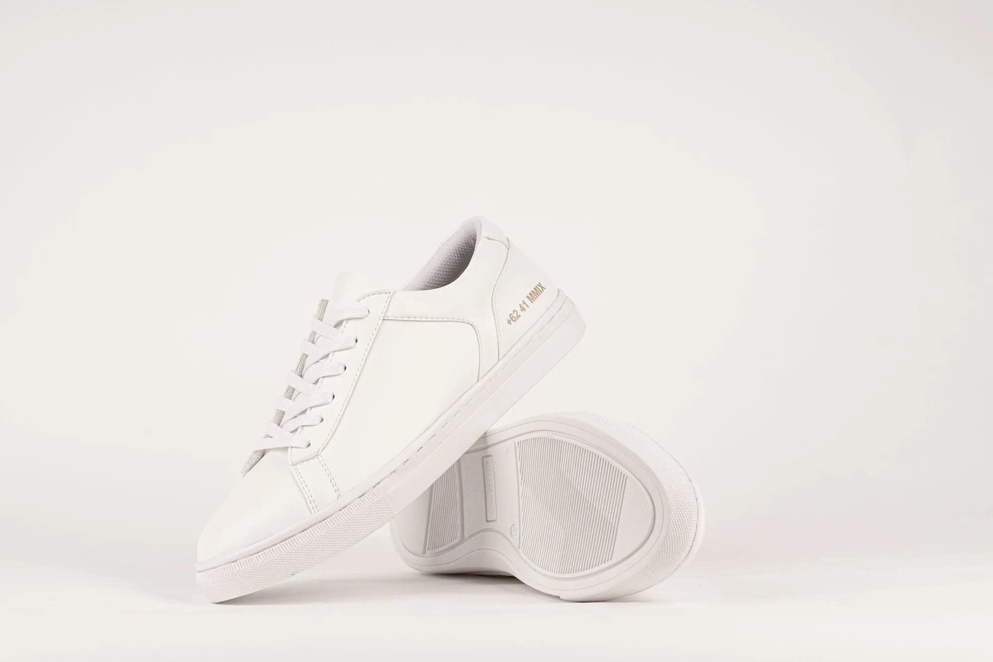 LAH-11 | TRIPLE WHITE | MEN