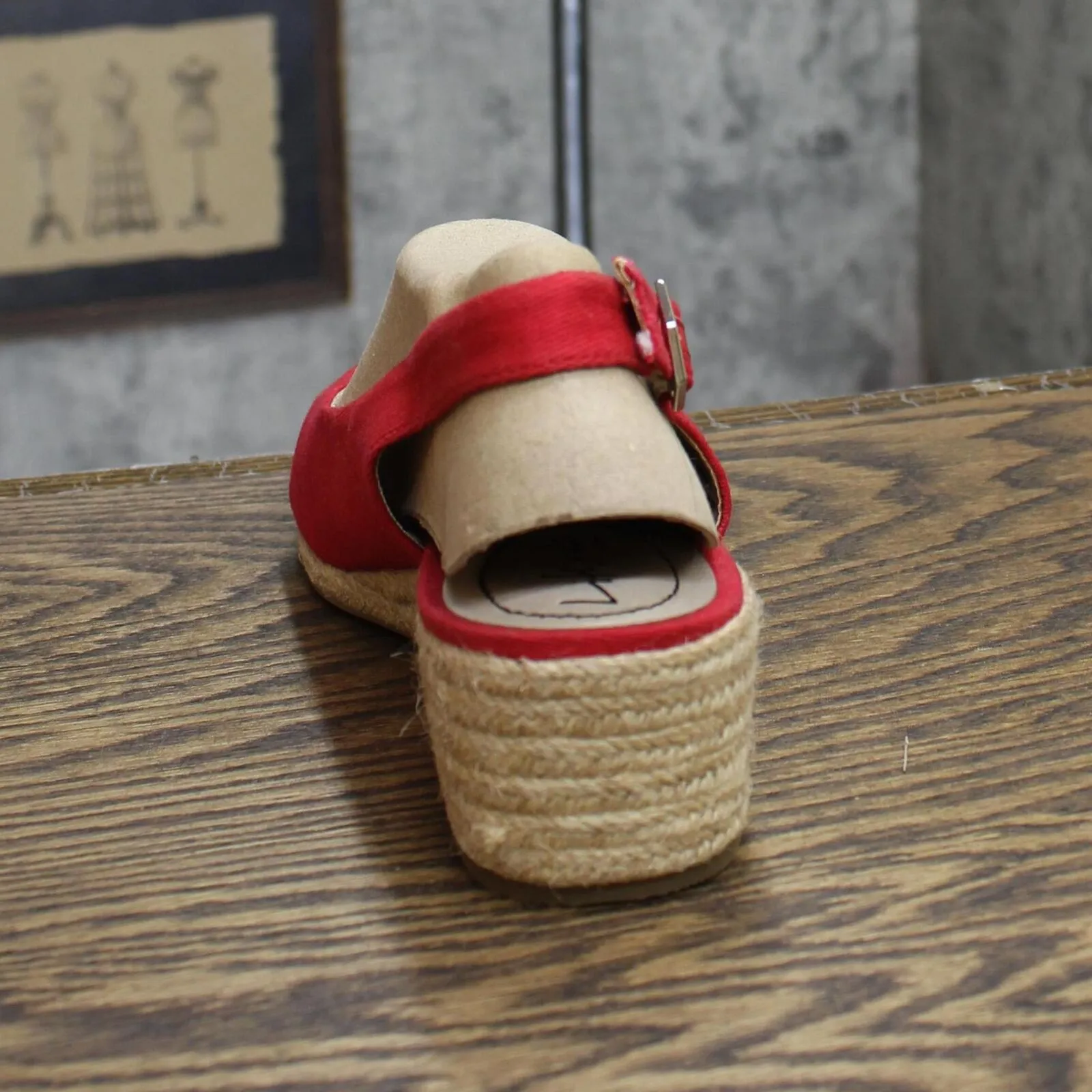 Lifestride Socialite Sandals Amputee Replacement Right Shoe Only Fire Red 9W