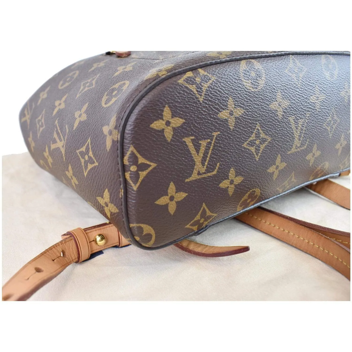 LOUIS VUITTON Montsouris NM Monogram Canvas Backpack Bag Brown - 15% OFF