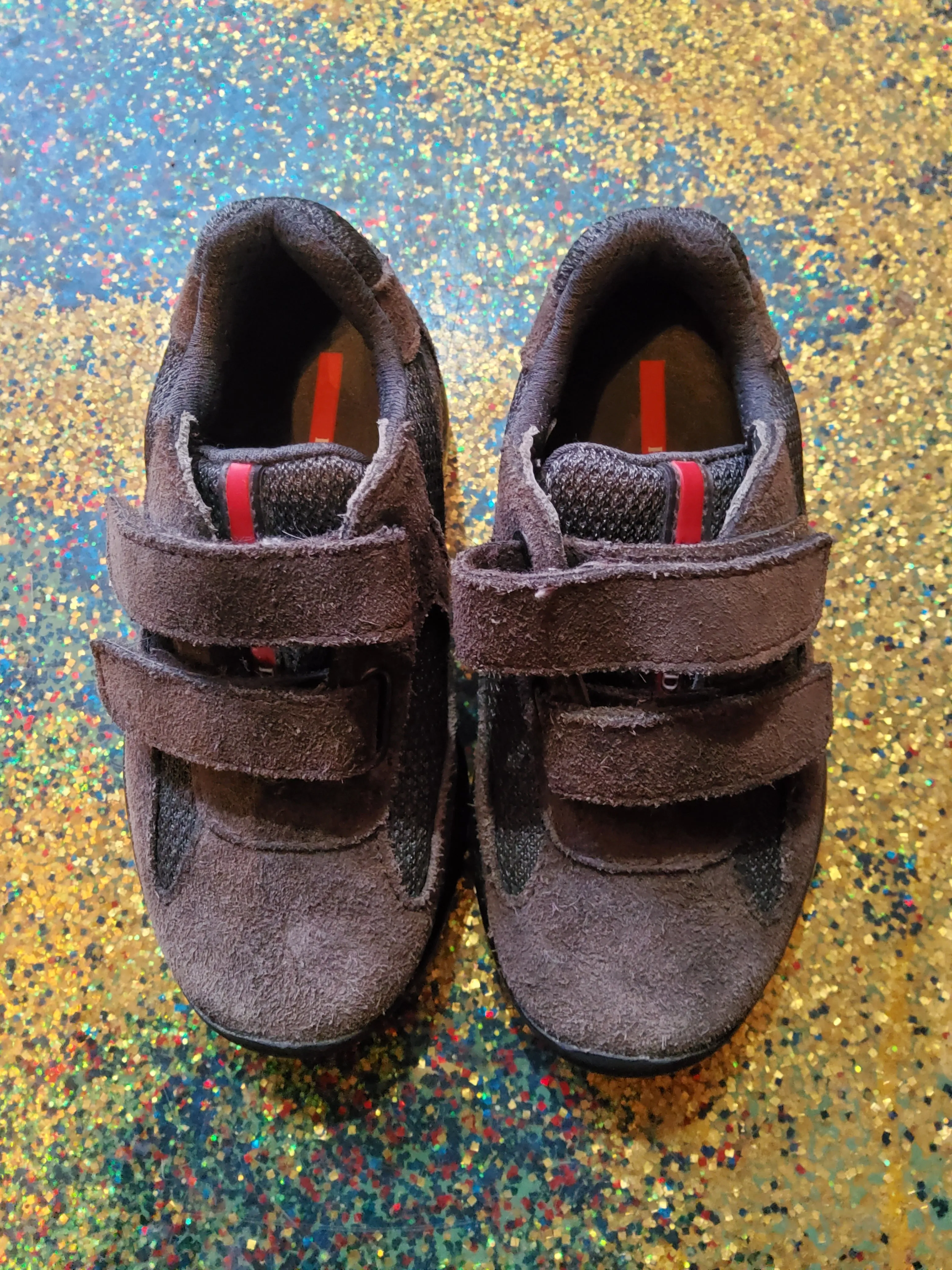 Low kids sneakers
