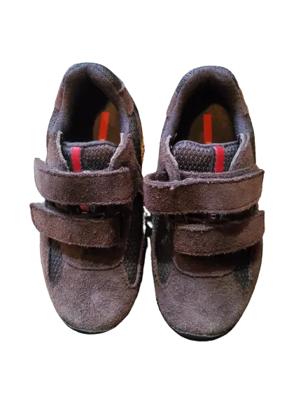 Low kids sneakers