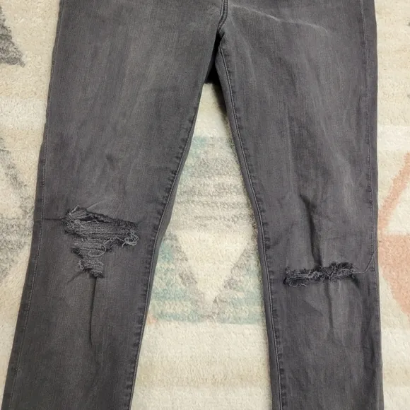Madewell Curvy High Rise Distressed Skinny Jeans 10 TALL