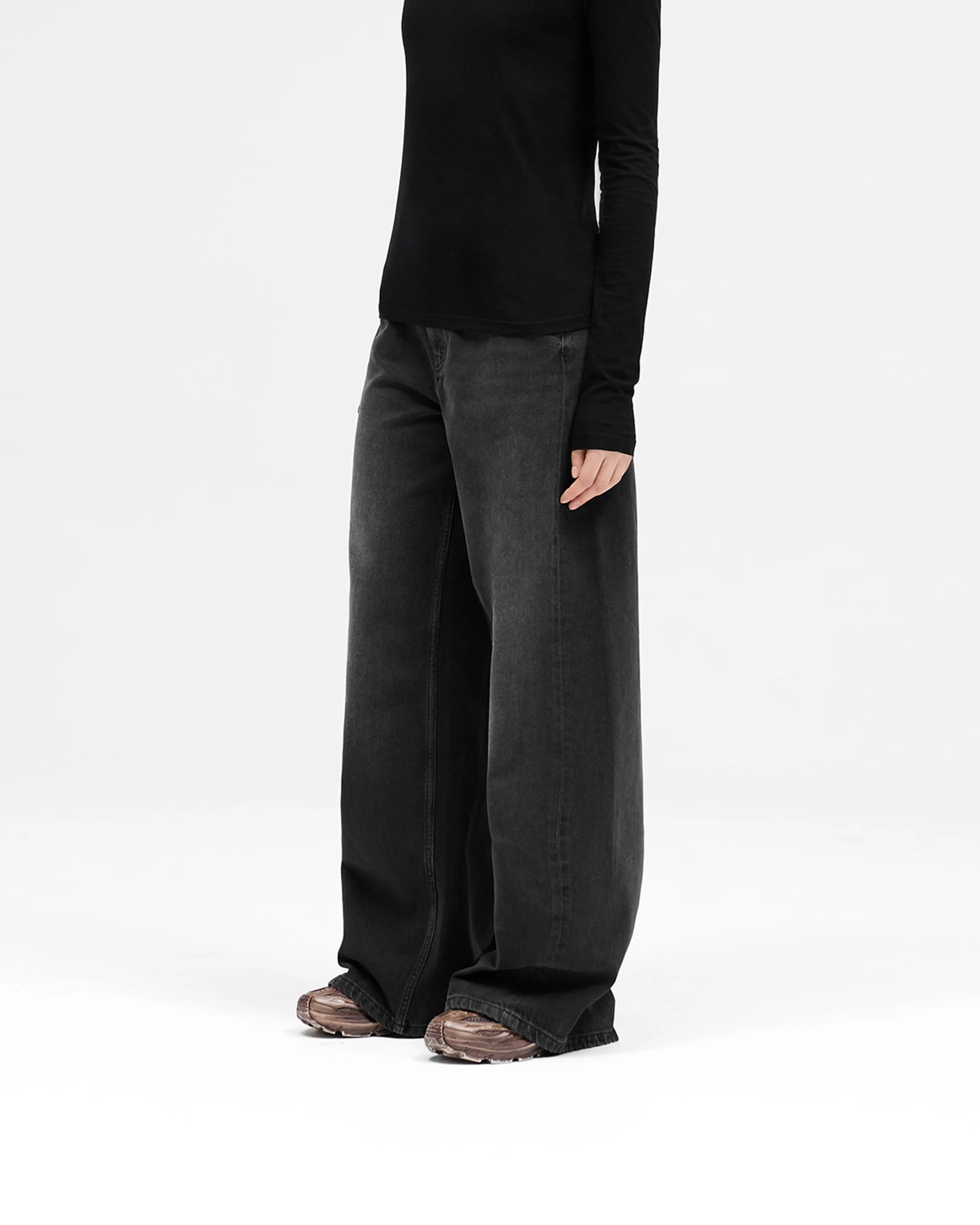 Mid Rise Wide Leg Jean - Washed Black