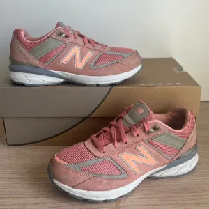 New Balance 990 v5 Cosmic Coral Kids Sneakers- SZ 3 Y