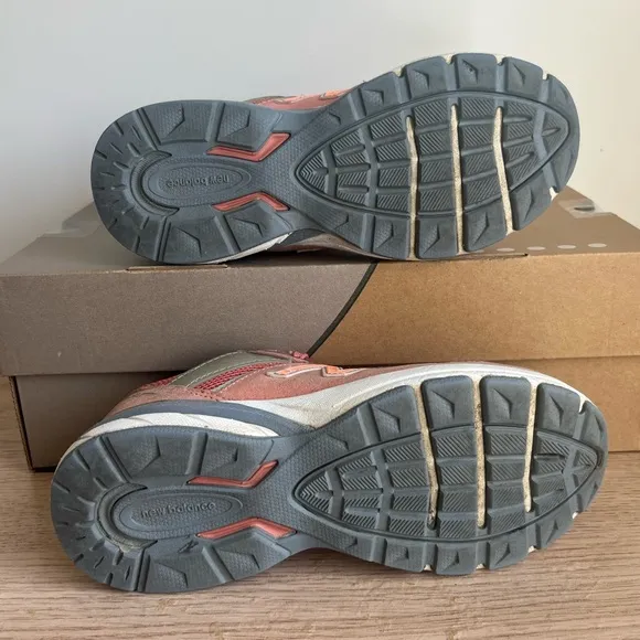 New Balance 990 v5 Cosmic Coral Kids Sneakers- SZ 3 Y