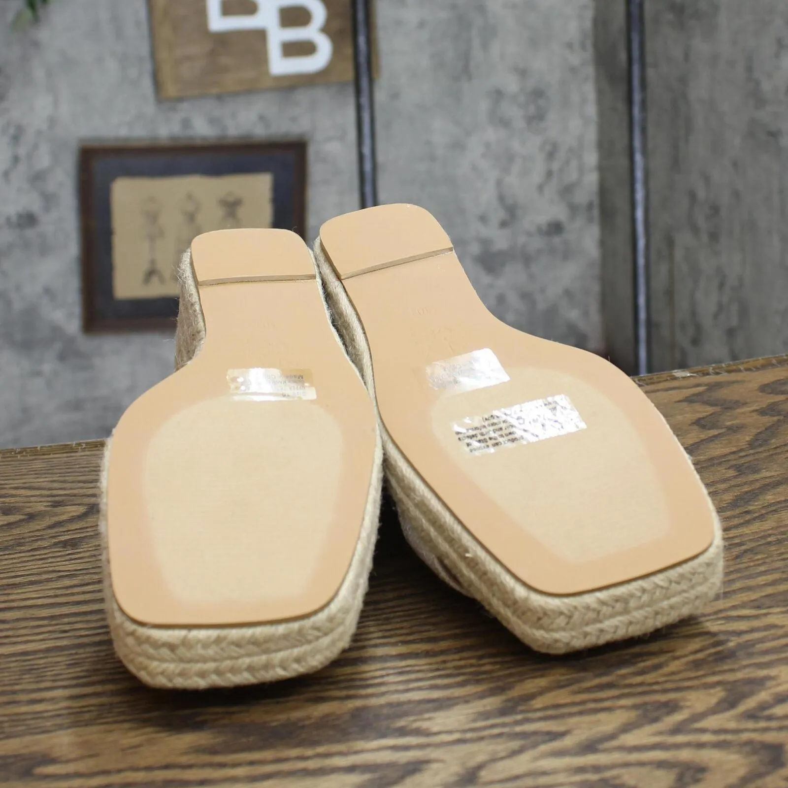 New York & Company  Unita Platform Espadrille Wedge Sandal Natural Brown 10M