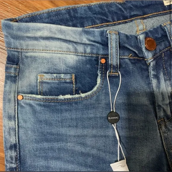 *NWT* Blank NYC Skinny Classique Mid-Rise Denim Distressed Jeans Size 24