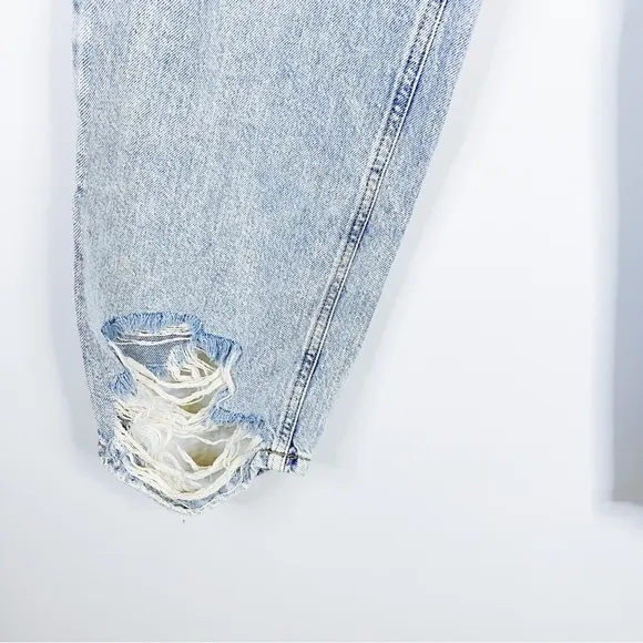 NWT We the Free - Distressed Jeans