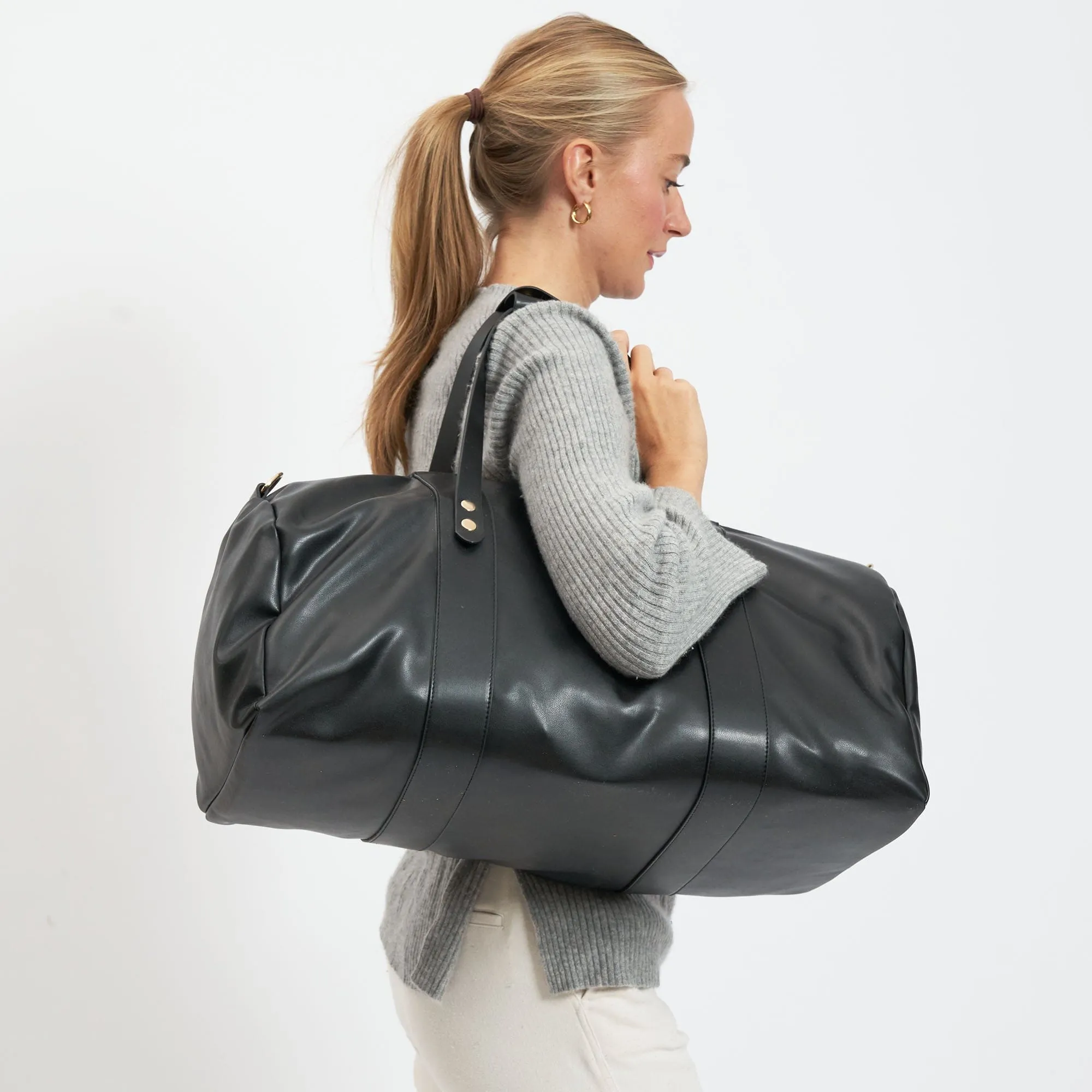Oleatex Vegan Olive Leather Classic Weekender | Night Black