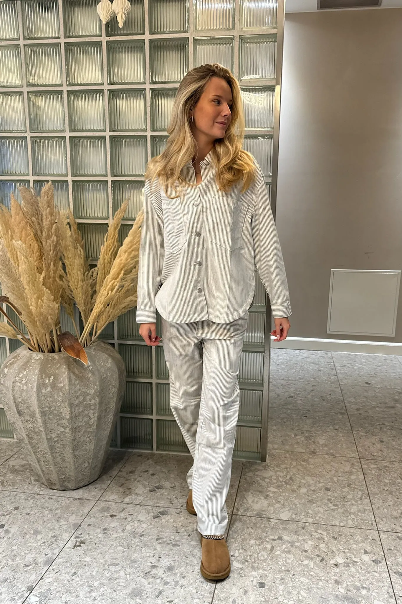 ONLMerle Jeans - Hvid Mørkeblå Stribet